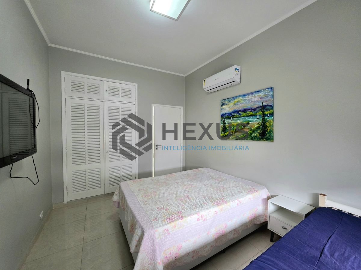 Foto 10 de Apartamento reformado com varanda vista mar a 1 quadra da praia nas Pitangueiras, Guarujá