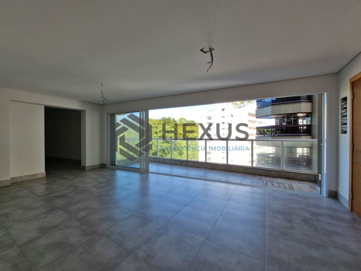Foto 3 de Apartamento com varanda gourmet vista mar e lazer na beira mar no Jardim Astúrias, Guarujá