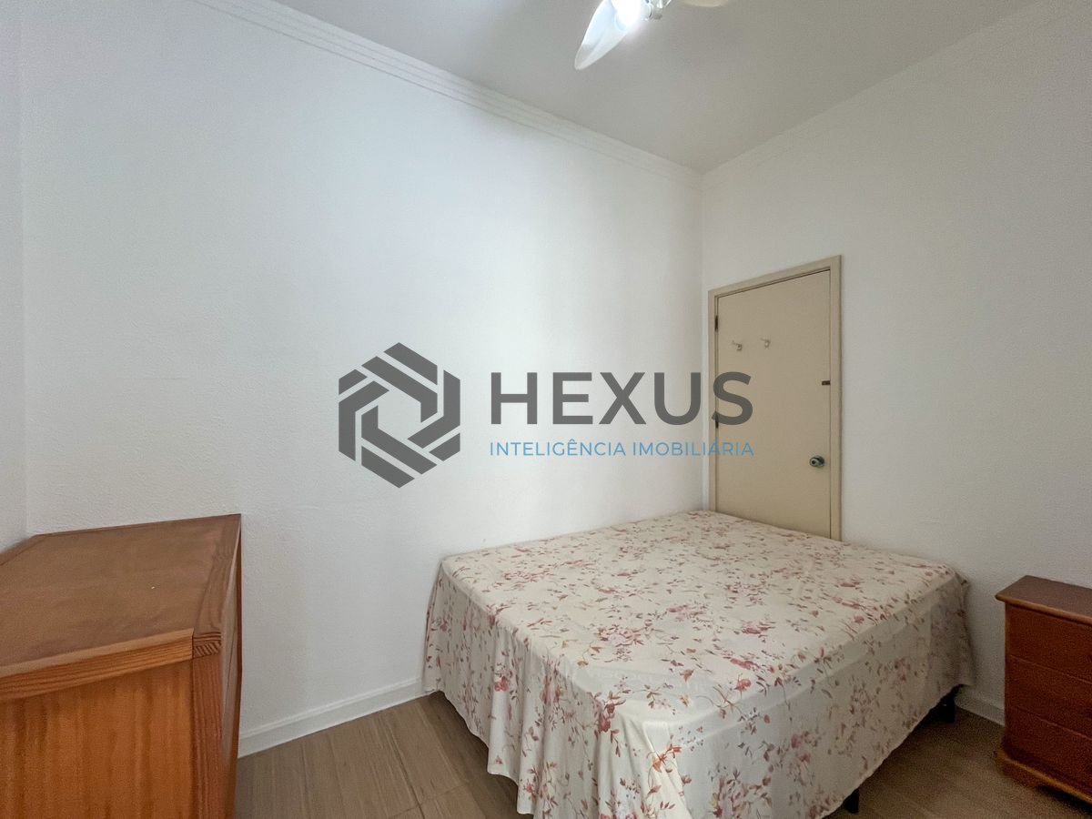 Foto 40 de Apartamento reformado frente mar com varanda vista mar nas Pitangueiras, Guarujá