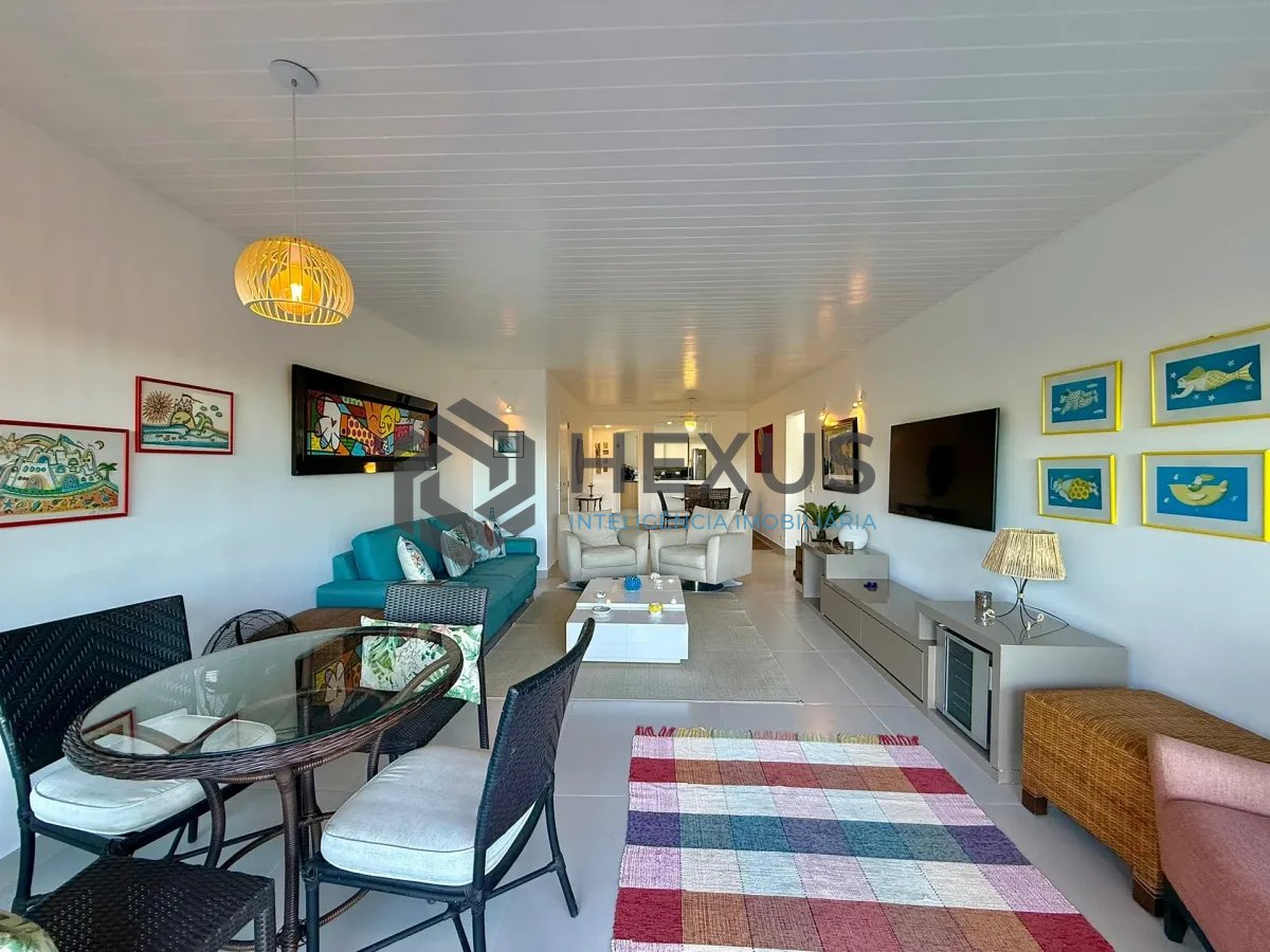 Foto 5 de Apartamento reformado com varanda e lazer na beira mar no Morro Sorocotuba na Enseada, Guarujá