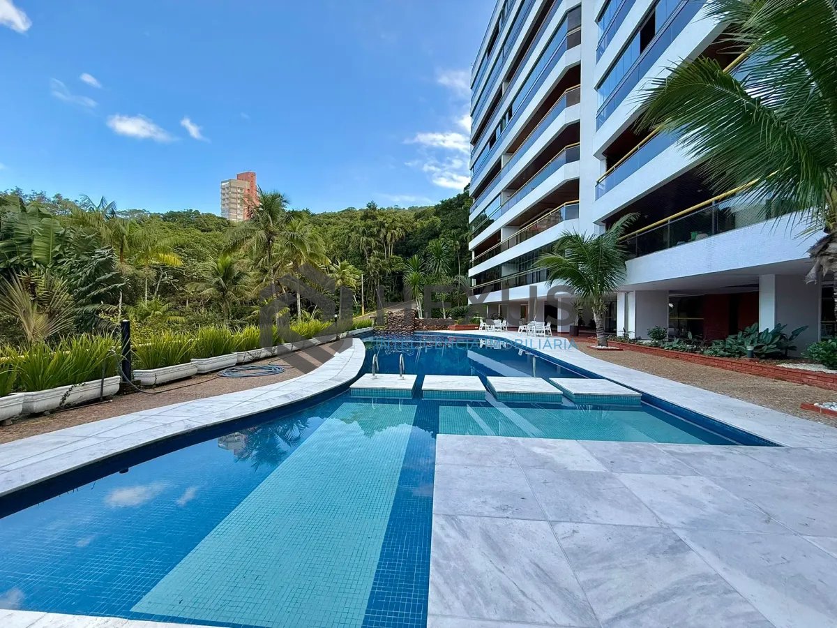 Foto 21 de Apartamento reformado com varanda vista mar e lazer na beira mar no Morro Sorotocuba na Enseada, Guarujá