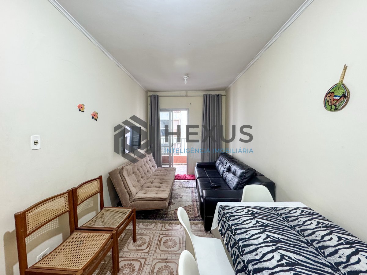 Foto 2 de Apartamento com varanda vista mar a 2 quadras da praia nas Pitangueiras, Guarujá