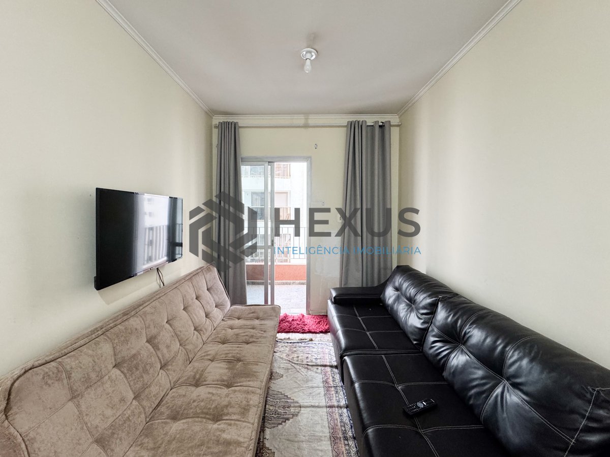 Foto 6 de Apartamento com varanda vista mar a 2 quadras da praia nas Pitangueiras, Guarujá
