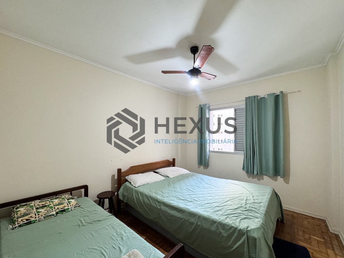 Foto 7 de Apartamento com varanda vista mar a 2 quadras da praia nas Pitangueiras, Guarujá