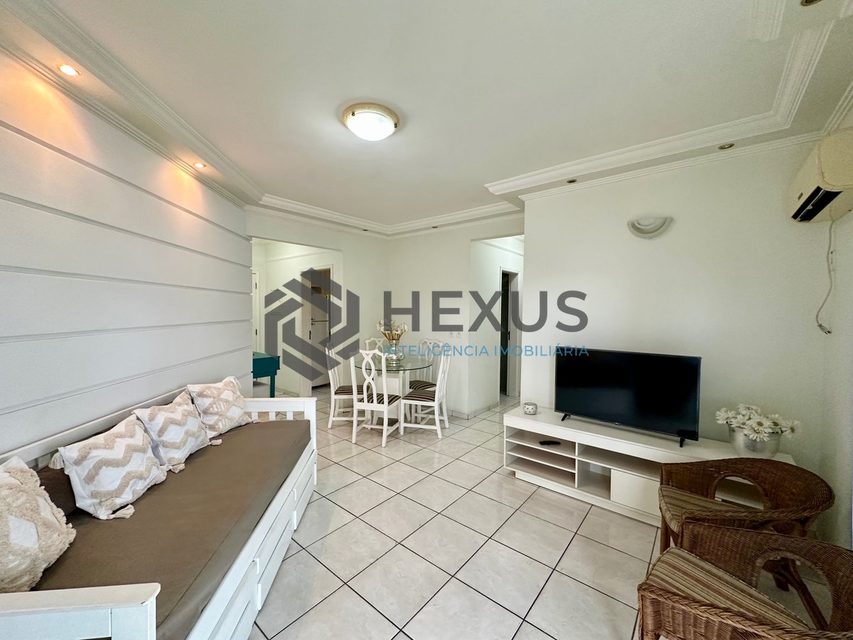 Foto 2 de Apartamento com varanda e lazer a 400m da praia na Enseada, Guarujá