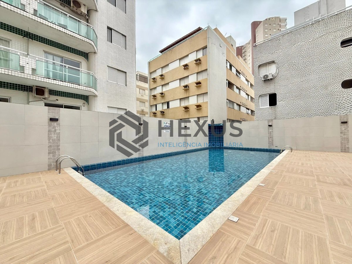 Foto 18 de Apartamento com varanda e lazer a 400m da praia na Enseada, Guarujá