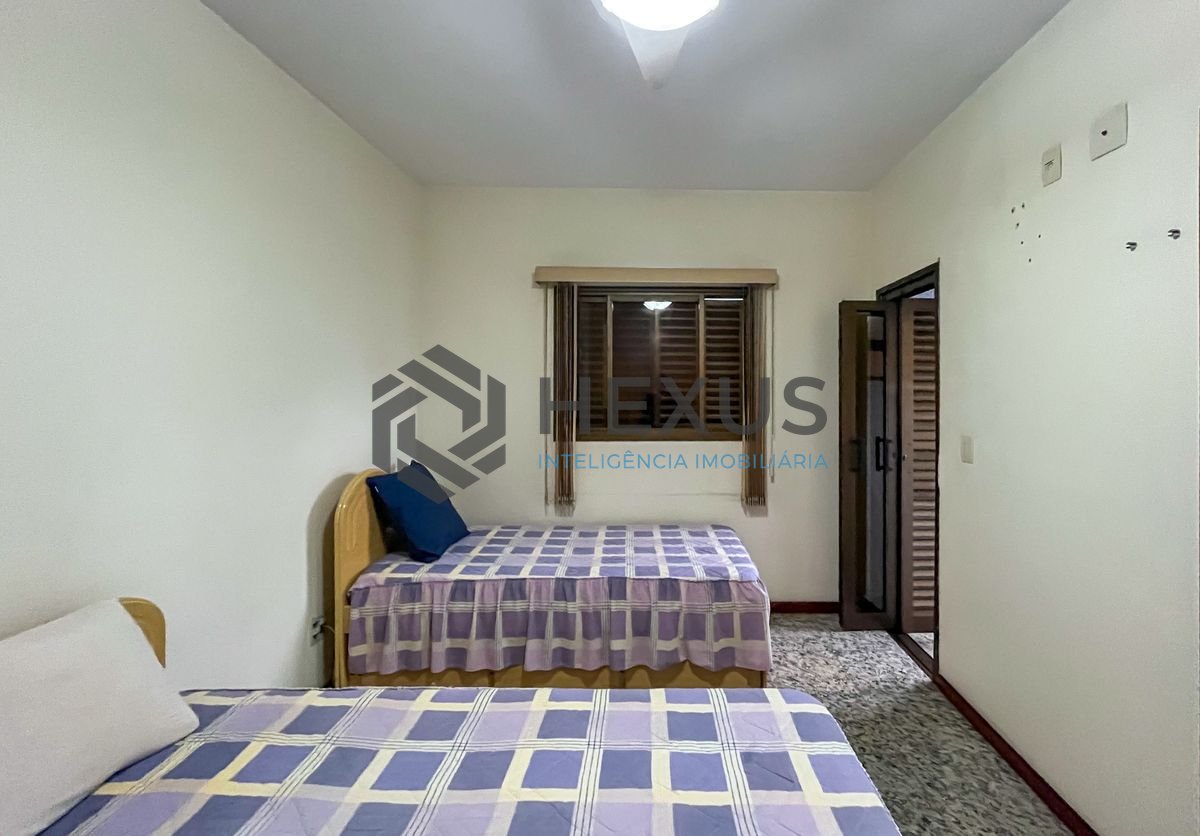 Foto 25 de Apartamento com varanda gourmet e lazer a 300m da praia nas Pitangueiras, Guarujá