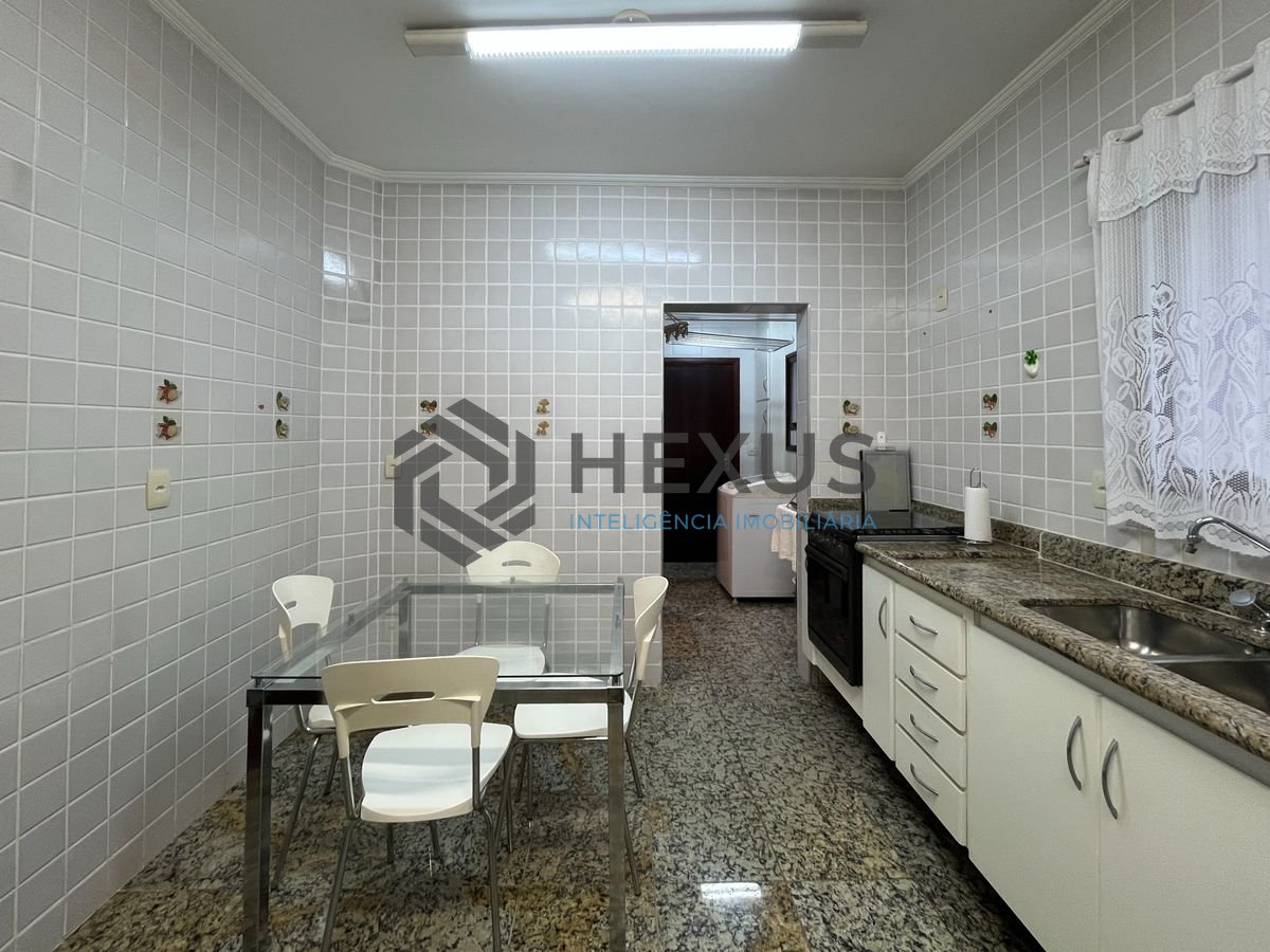 Foto 34 de Apartamento com varanda gourmet e lazer a 300m da praia nas Pitangueiras, Guarujá