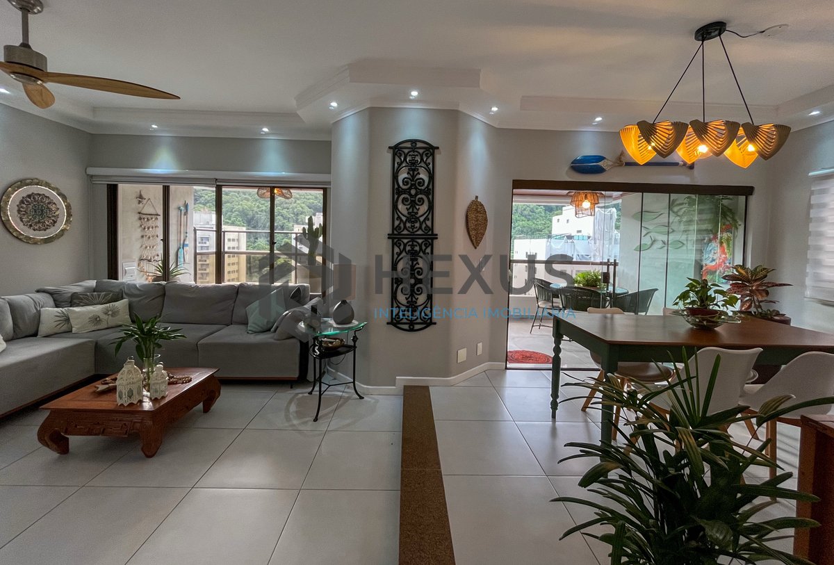 Foto 2 de Apartamento com varanda gourmet e lazer a 2 quadras da praia nas Pitangueiras, Guarujá