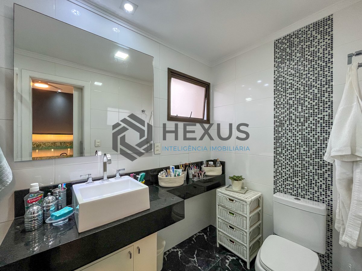 Foto 34 de Apartamento com varanda gourmet e lazer a 2 quadras da praia nas Pitangueiras, Guarujá