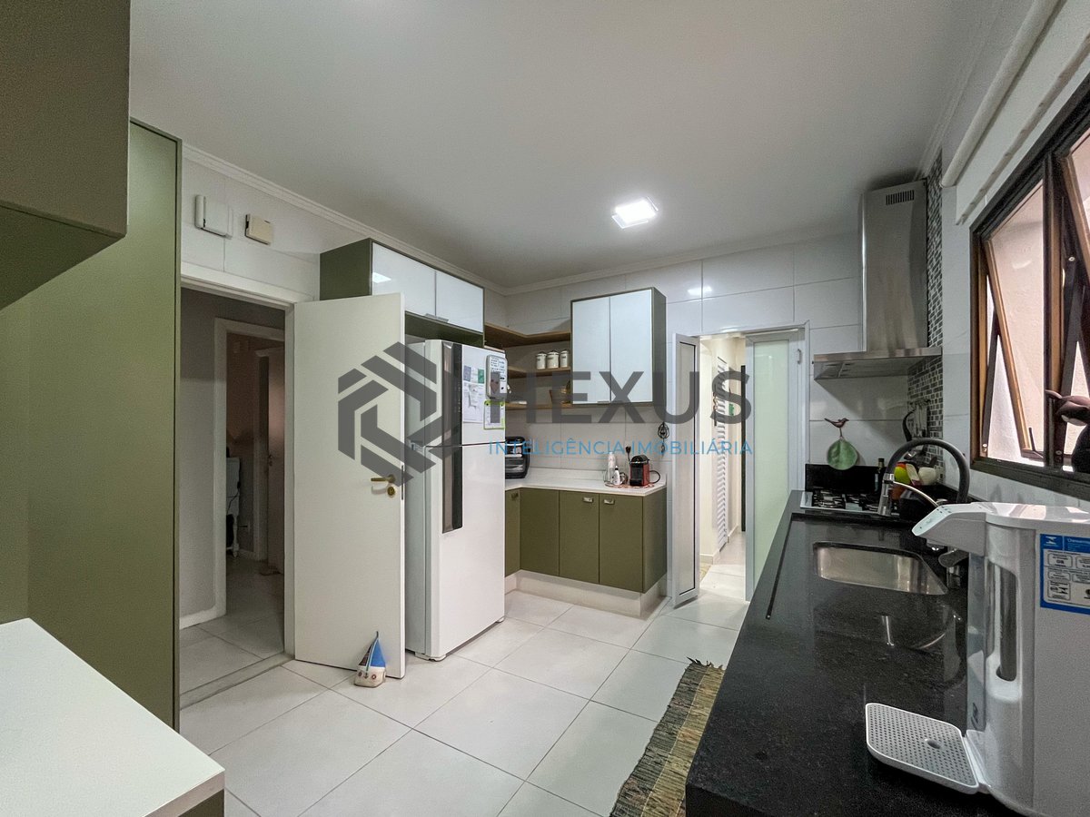 Foto 38 de Apartamento com varanda gourmet e lazer a 2 quadras da praia nas Pitangueiras, Guarujá