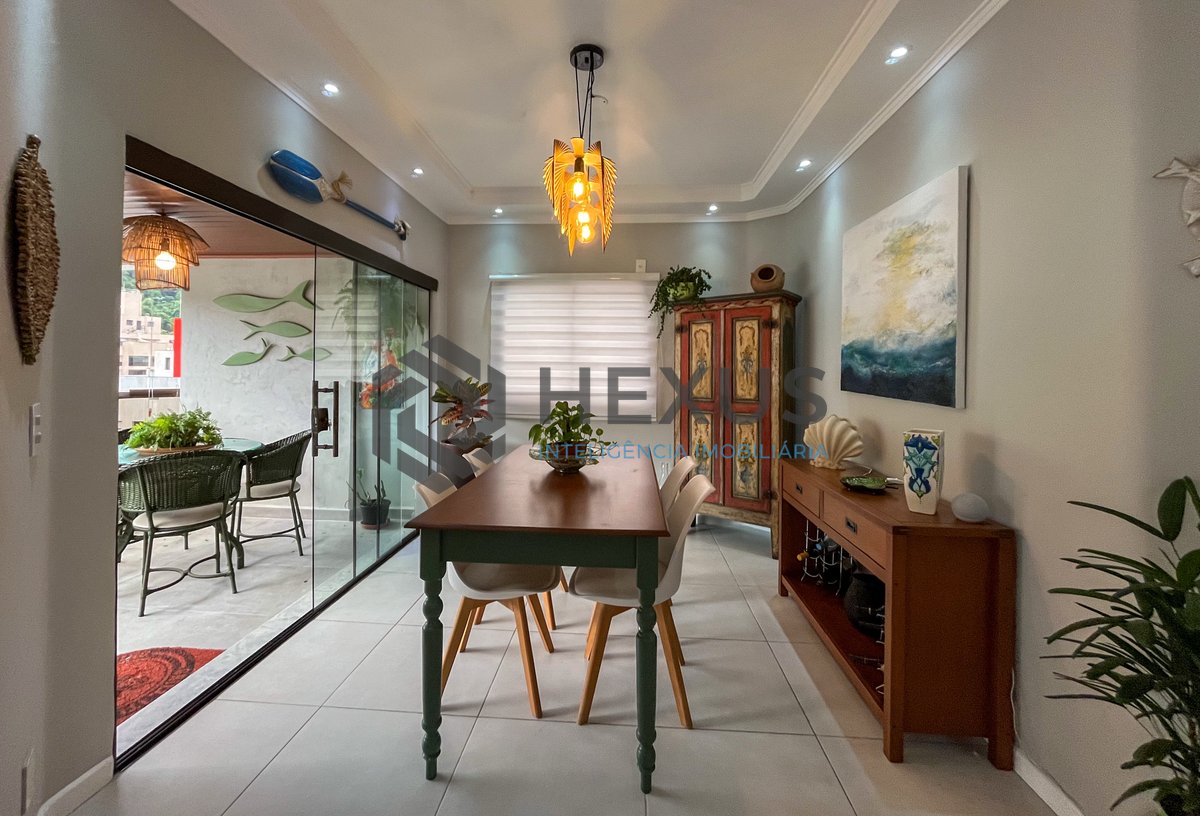 Foto 6 de Apartamento com varanda gourmet e lazer a 2 quadras da praia nas Pitangueiras, Guarujá