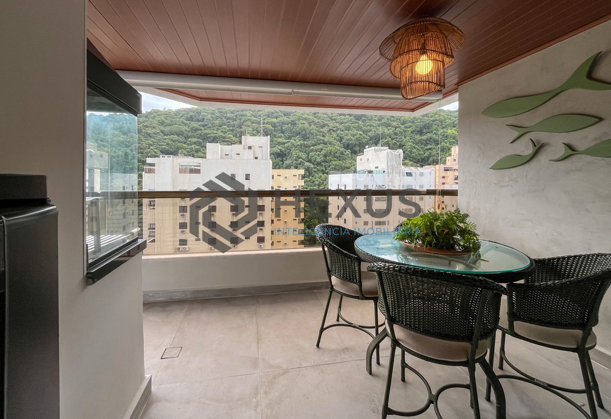 Foto 9 de Apartamento com varanda gourmet e lazer a 2 quadras da praia nas Pitangueiras, Guarujá