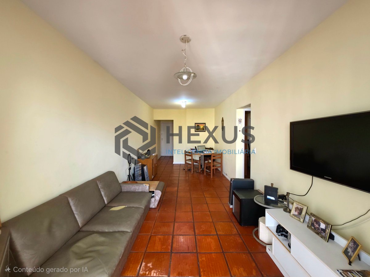 Foto 3 de Apartamento com varanda nas Pitangueiras, Guarujá