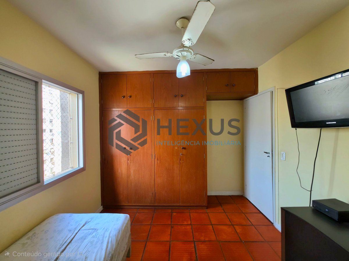 Foto 9 de Apartamento com varanda nas Pitangueiras, Guarujá