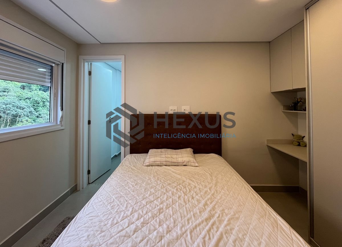 Foto 22 de Apartamento reformado com varanda gourmet e lazer nas Pitangueiras, Guarujá