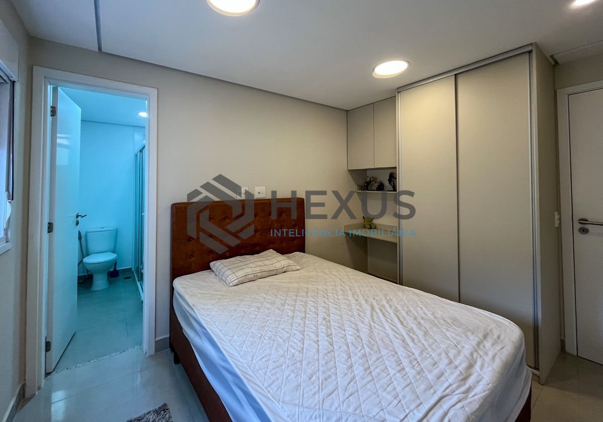 Foto 23 de Apartamento reformado com varanda gourmet e lazer nas Pitangueiras, Guarujá