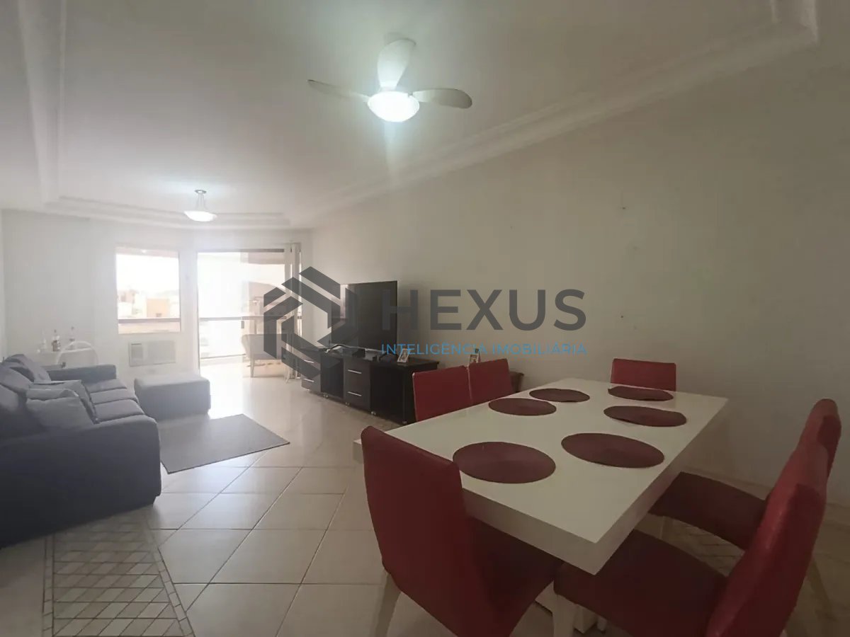 Foto 3 de Apartamento com varanda e lazer na Enseada, Guarujá
