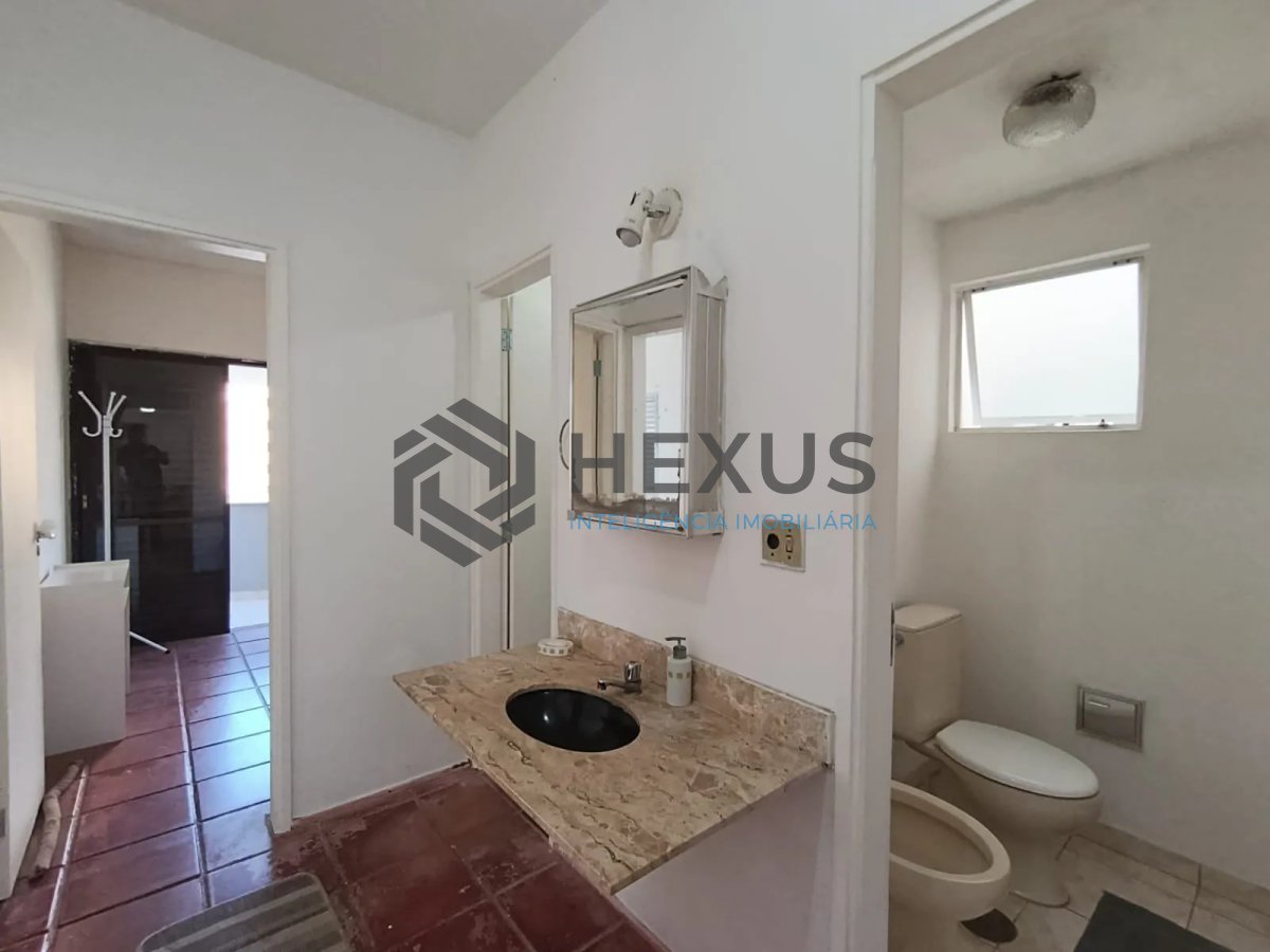 Foto 6 de Apartamento com varanda e lazer na Enseada, Guarujá