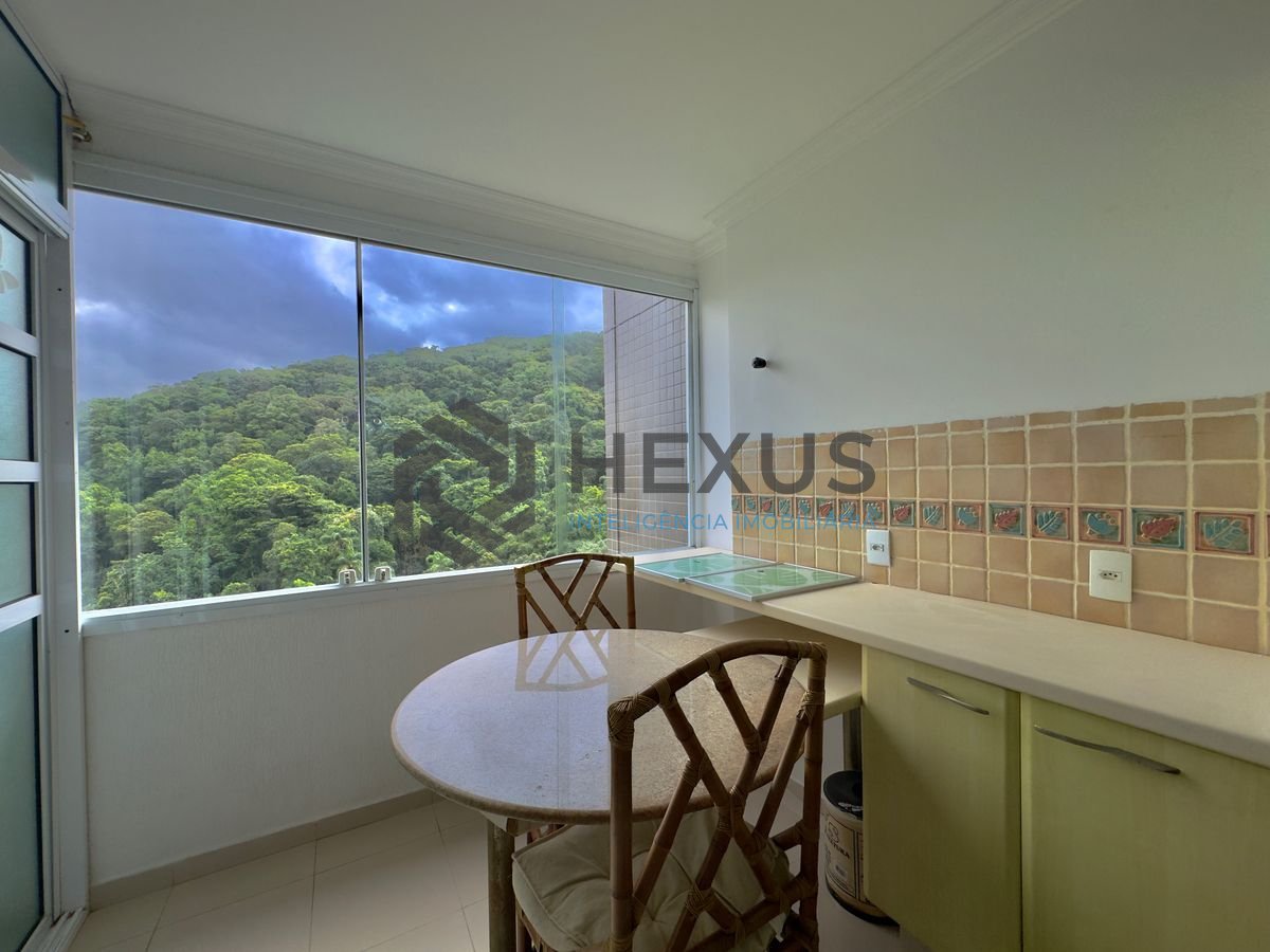 Foto 30 de Apartamento frente mar com varanda vista mar e lazer nas Pitangueiras, Guarujá