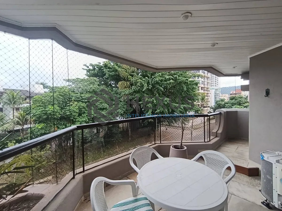 Foto 6 de Apartamento com varanda e lazer na Enseada, Guarujá
