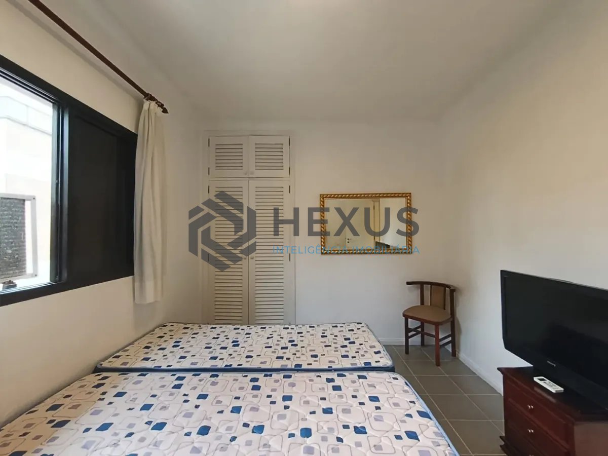 Foto 9 de Apartamento com varanda e lazer na Enseada, Guarujá