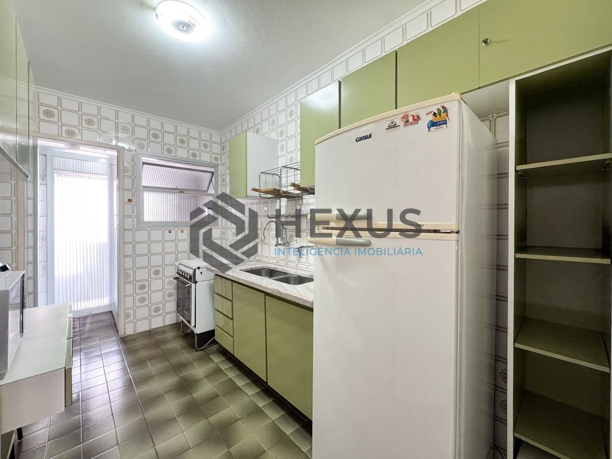 Foto 19 de Apartamento com varanda vista mar e lazer a 1 quadra da praia nas Pitangueiras, Guarujá