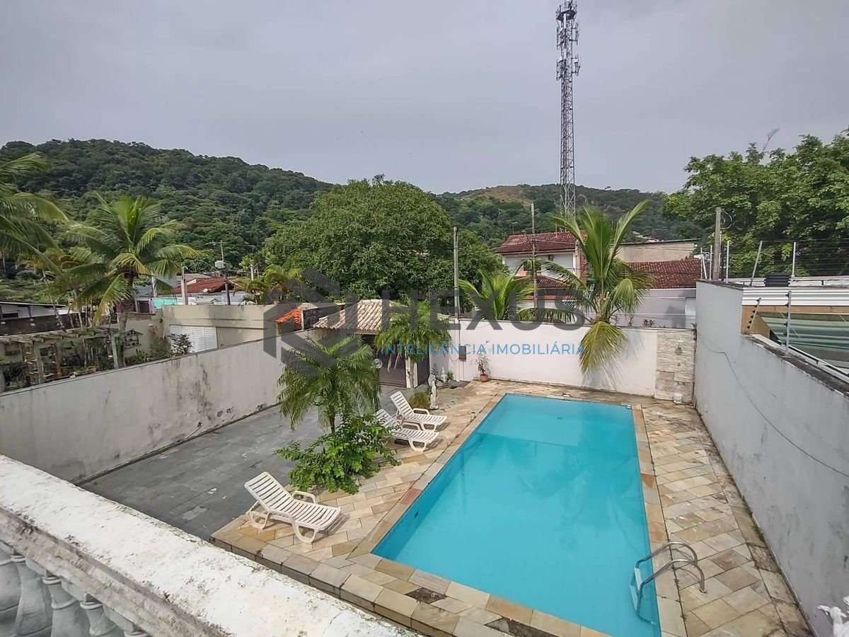 Foto 34 de Casa com varanda na região do Praia do Pernambuco na Enseada, Guarujá