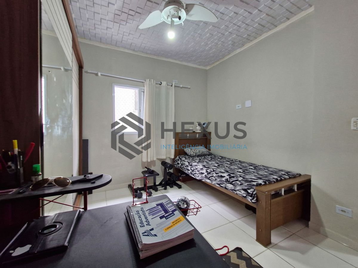 Foto 18 de Casa reformada com churrasqueira na Vila Santa Rosa, Guarujá