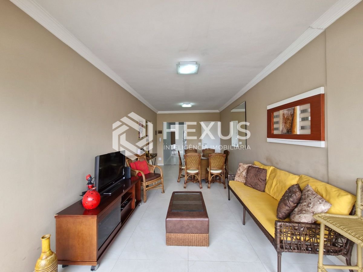 Foto 4 de Apartamento reformado frente mar com varanda vista mar e lazer no Jardim Astúrias, Guarujá