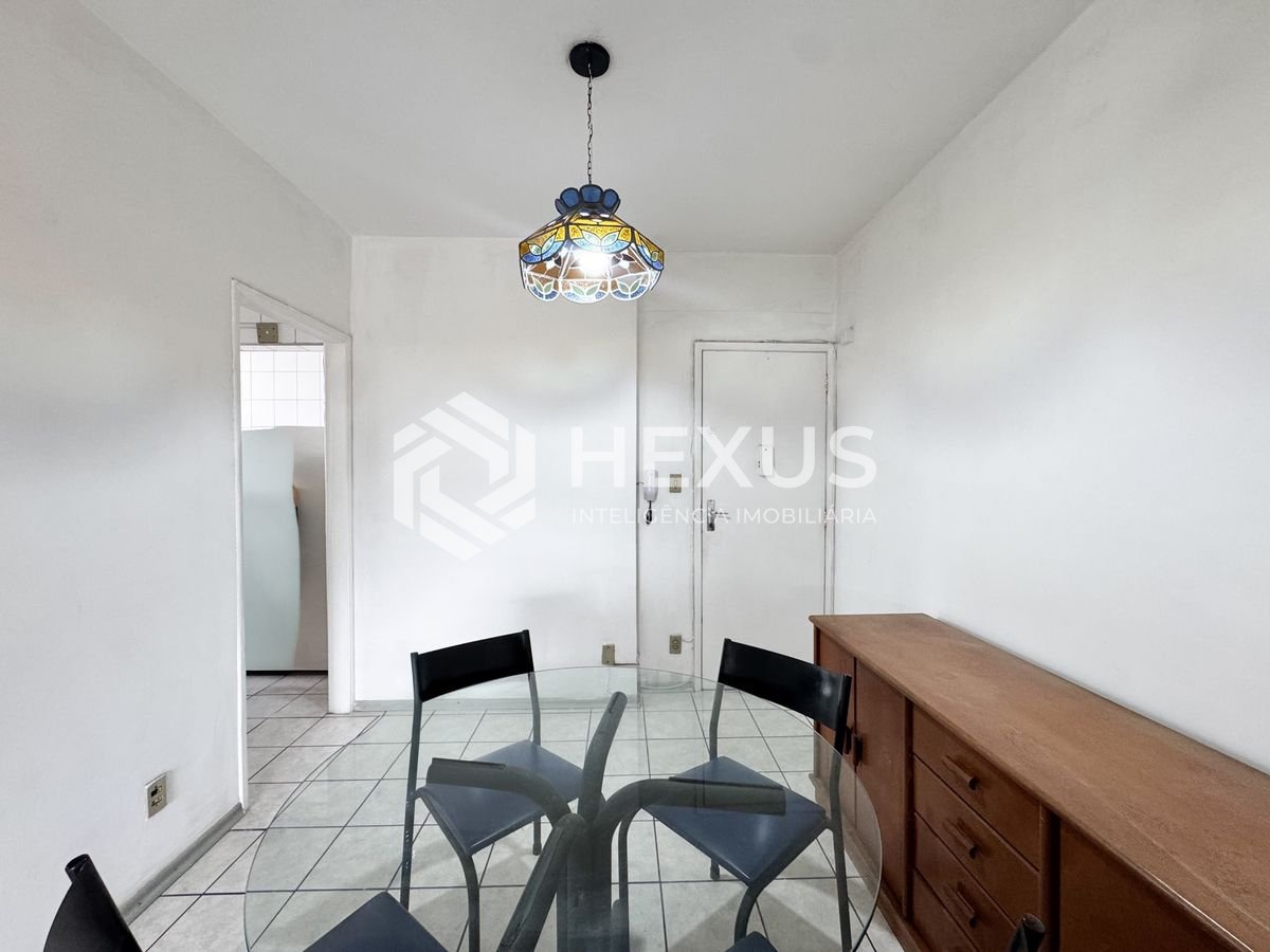 Foto 4 de Apartamento a 160m da praia nas Pitangueiras, Guarujá