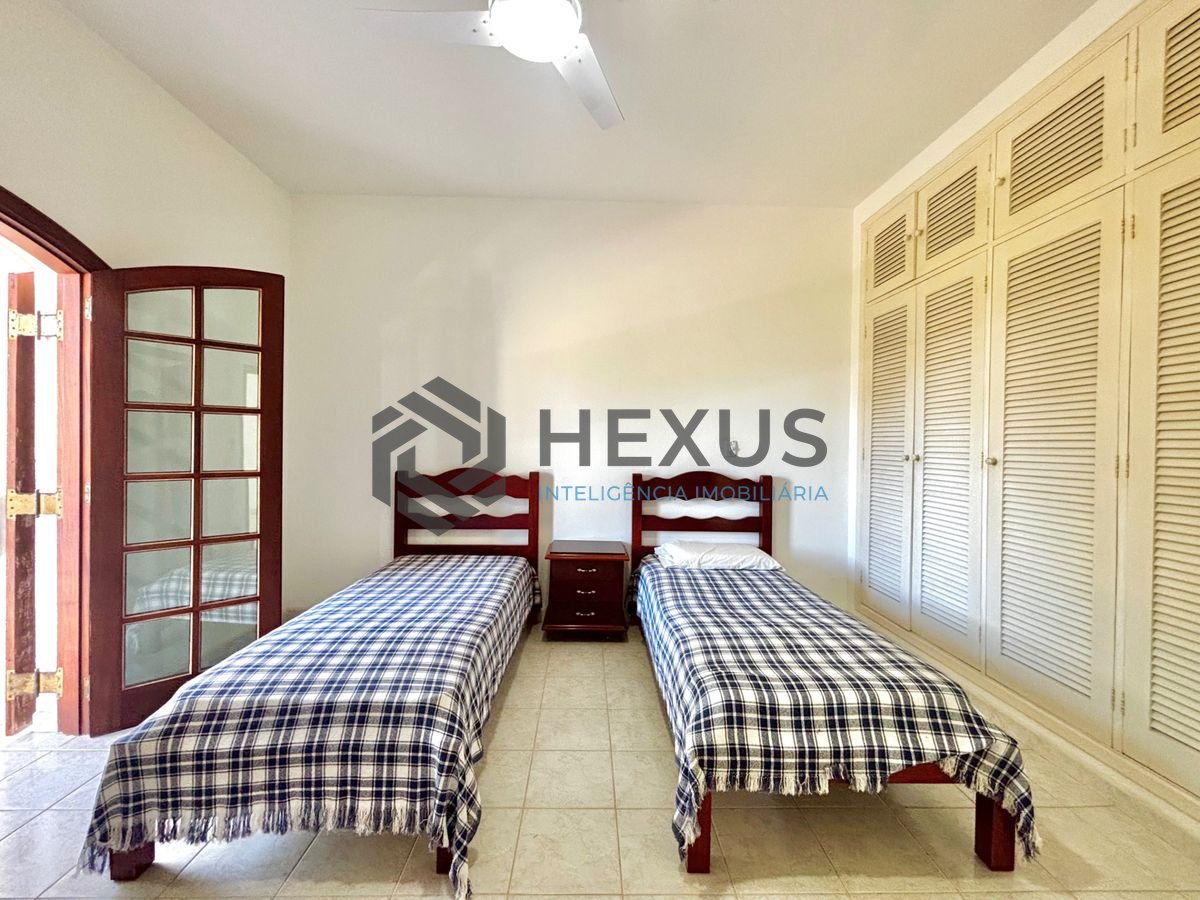 Foto 50 de Casa reformada com piscina e área gourmet no Jardim Acapulco, Guarujá