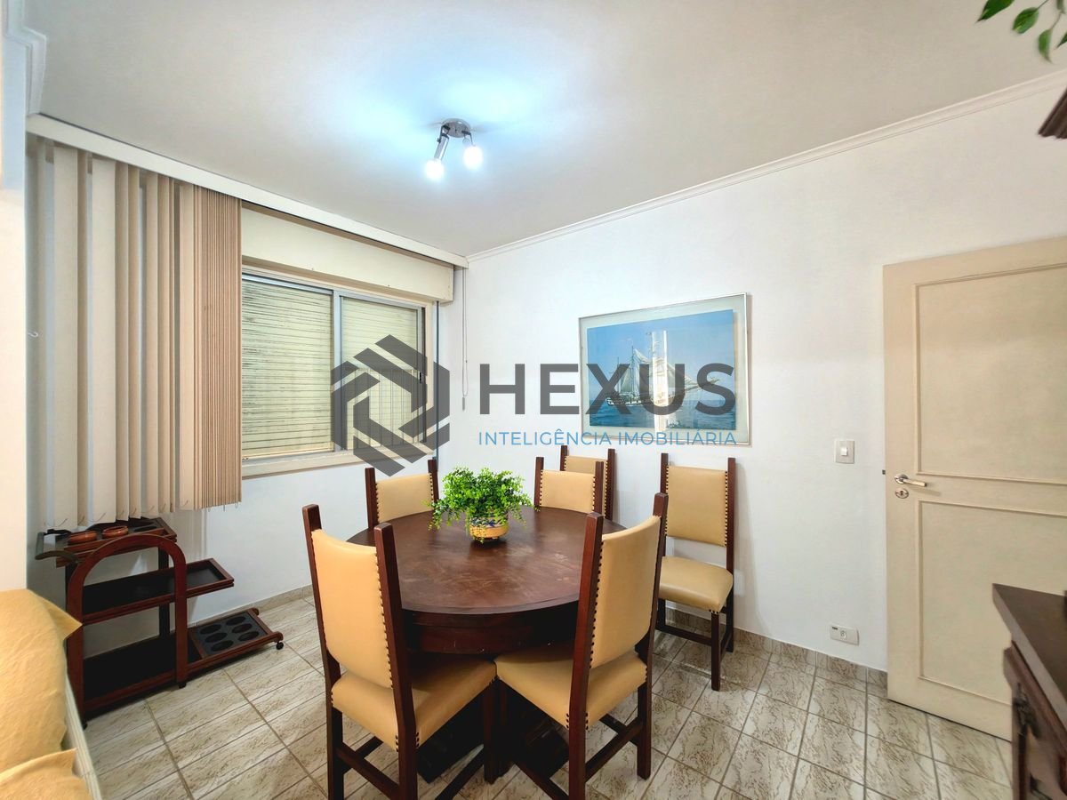 Foto 5 de Apartamento com varanda a 1 quadra da praia na região da Barra Funda nas Pitangueiras, Guarujá