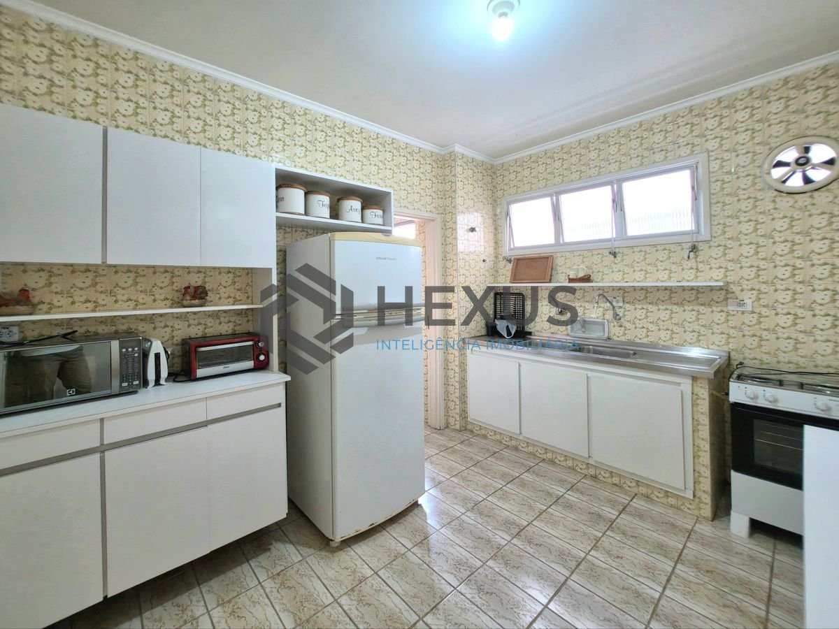 Foto 22 de Apartamento com varanda a 1 quadra da praia na região da Barra Funda nas Pitangueiras, Guarujá