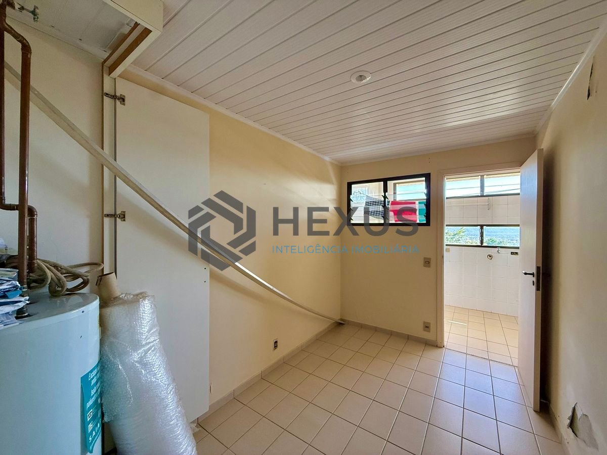 Foto 41 de Apartamento com varanda vista mar e lazer na beira mar no Morro Sorocotuba na Enseada, Guarujá