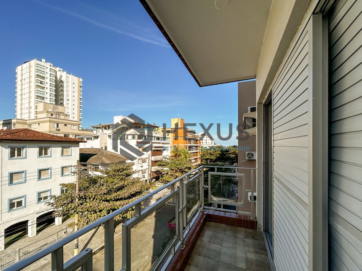 Foto 15 de Apartamento a 300m da praia na região do Aquário na Enseada, Guarujá