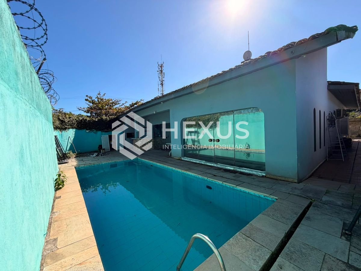 Foto 3 de Casa com varanda piscina e área gourmet em Jardim Virgínia, Guarujá