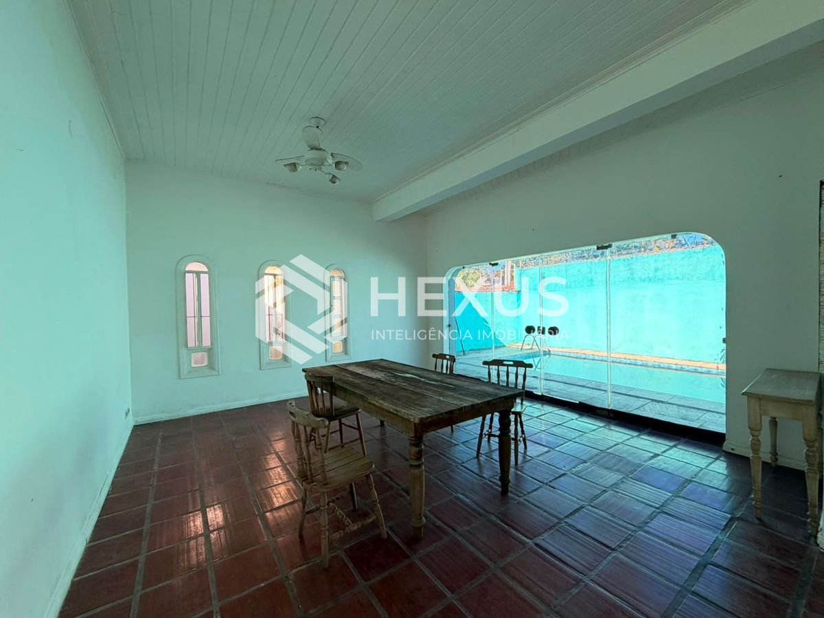 Foto 5 de Casa com varanda piscina e área gourmet em Jardim Virgínia, Guarujá
