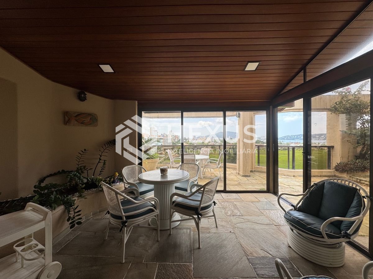 Foto 4 de Cobertura com varanda gourmet vista mar a 100m da praia na Enseada, Guarujá