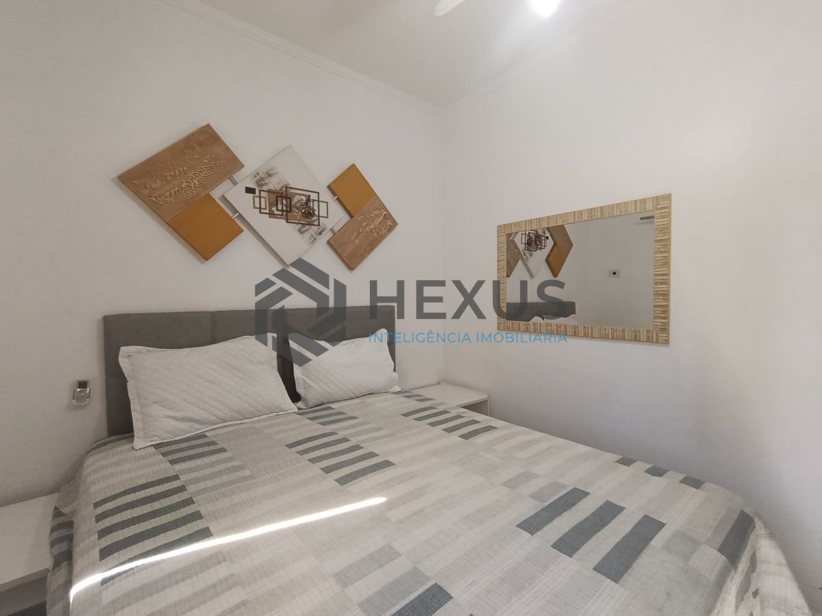 Foto 13 de Apartamento reformado com varanda e lazer a 150m da praia na região do Aquário na Enseada, Guarujá
