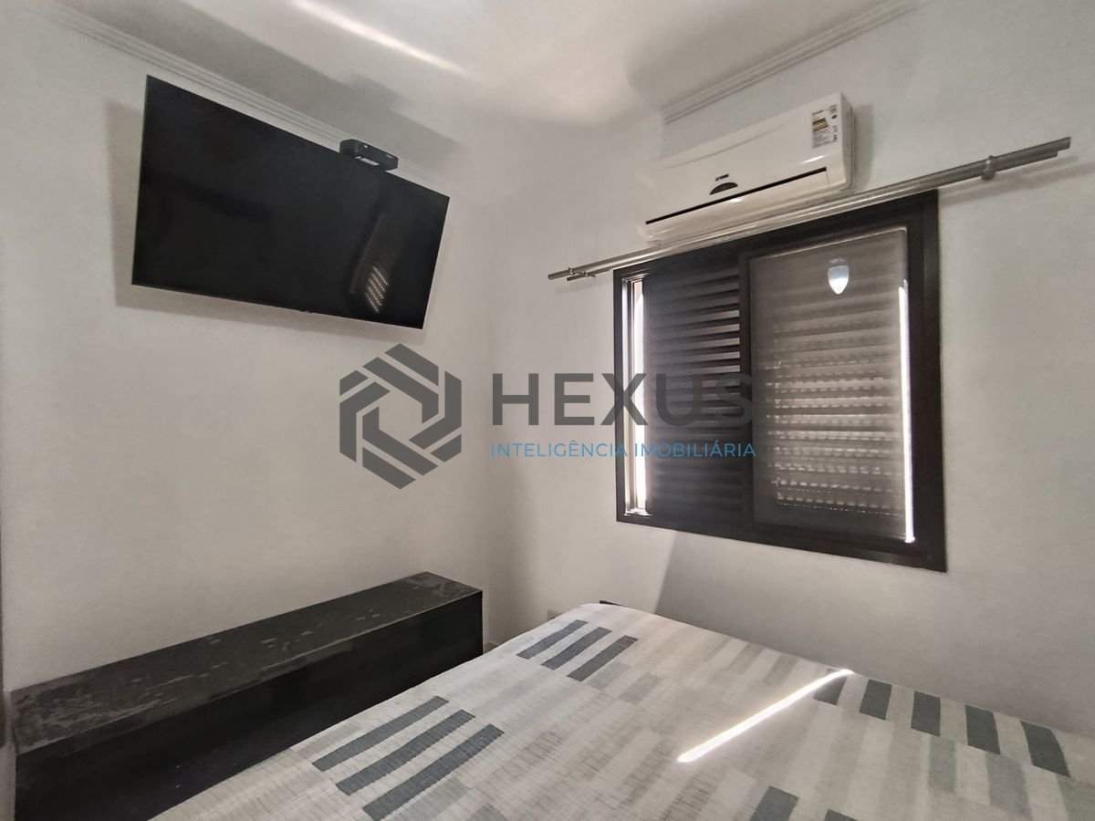 Foto 14 de Apartamento reformado com varanda e lazer a 150m da praia na região do Aquário na Enseada, Guarujá