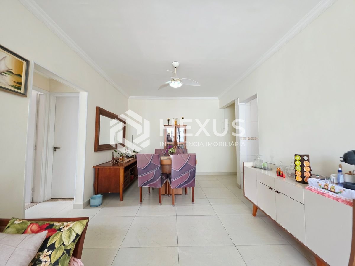 Foto 5 de Apartamento reformado a 2 quadras da praia nas Pitangueiras, Guarujá