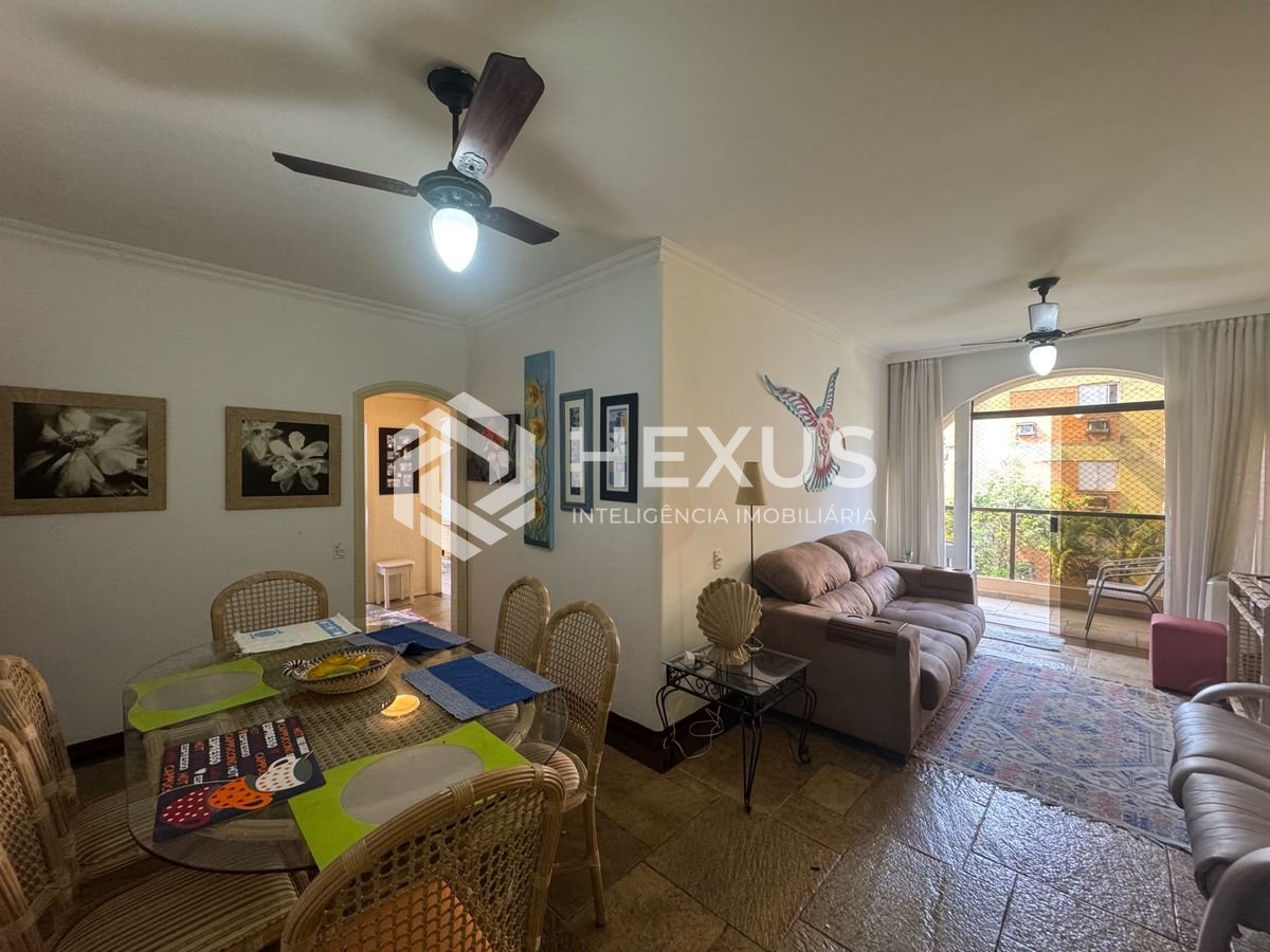 Foto 4 de Apartamento com varanda e lazer a 350m da praia na Enseada, Guarujá