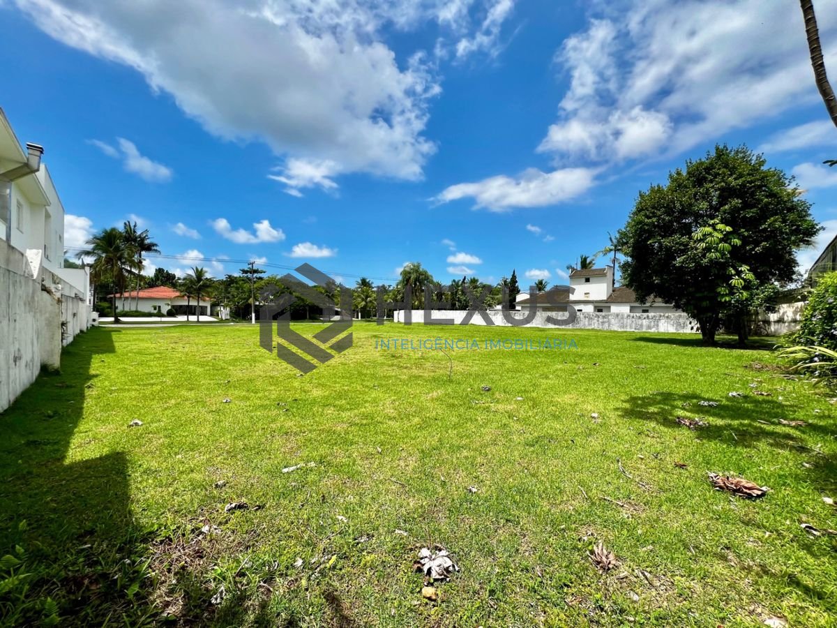 Foto 5 de Terreno de 3 Lotes no Jardim Acapulco à venda Guarujá-SP.