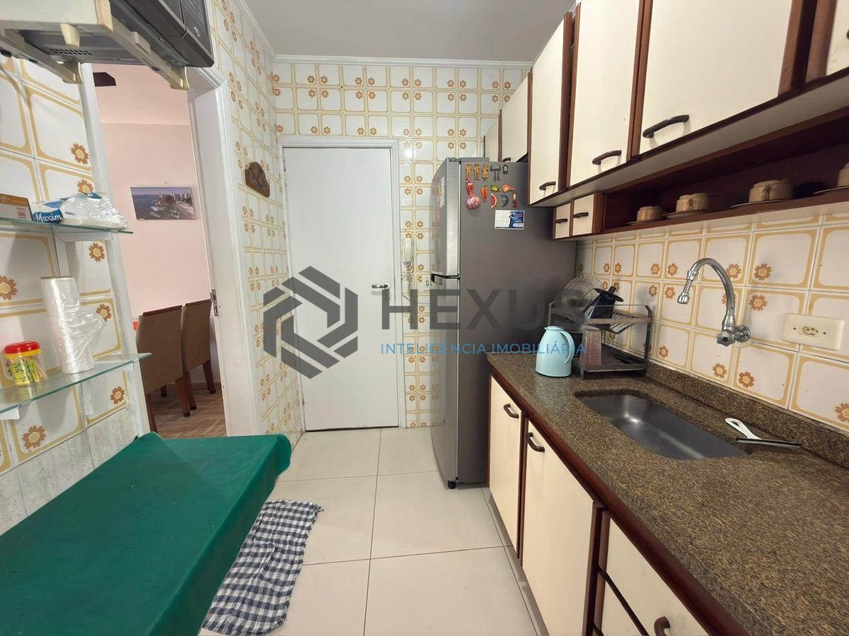 Foto 14 de Apartamento com varanda e lazer a 3 quadras da praia na região do Região do Casa Grande Hotel na Enseada, Guarujá